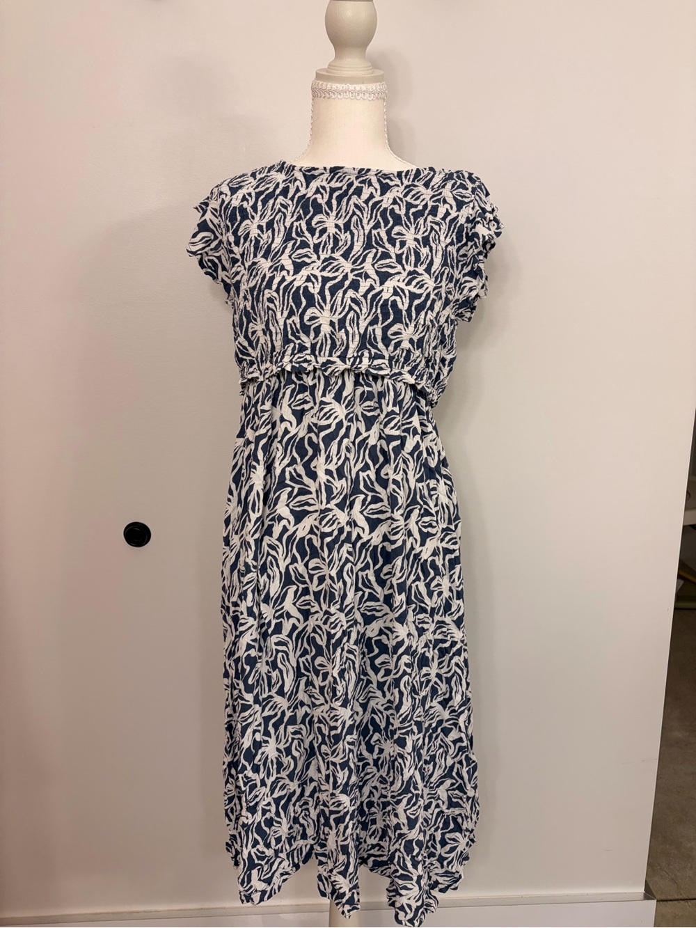 Ripe Navy & White Leaf-Print Maternity and Nursing Dress